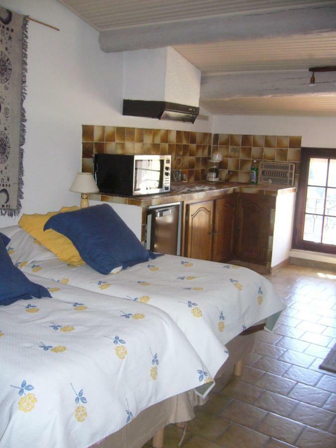Maison Provencale Apartment เวอนาสก์ ภายนอก รูปภาพ